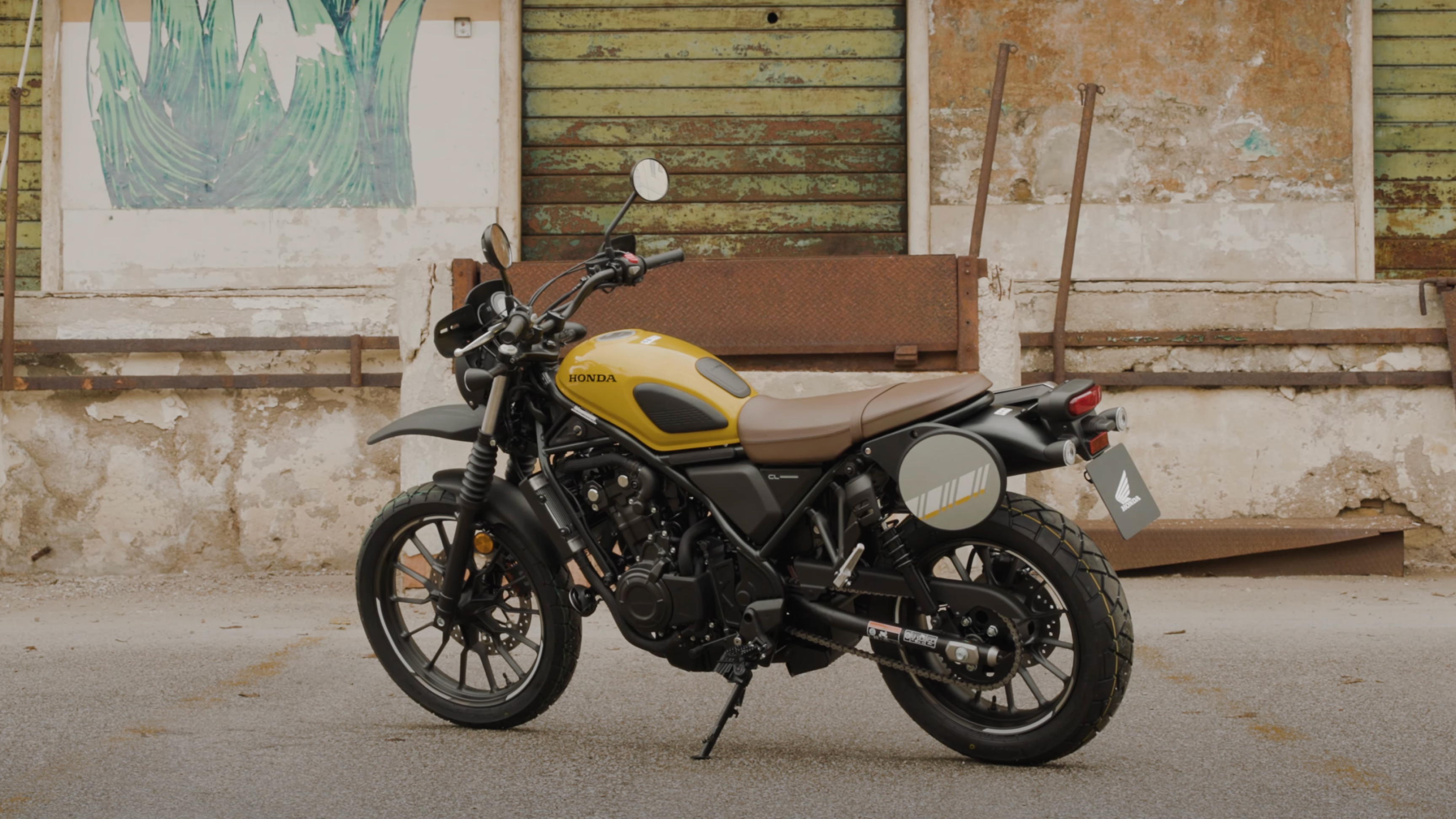 Oryginalne akcesoria do modelu CL500 2025 